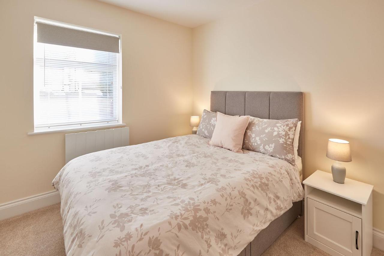 Host & Stay - South Cliff Apartment Scarborough Bagian luar foto